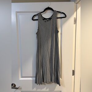 Old Navy Black and White Striped Dress Size Smal
